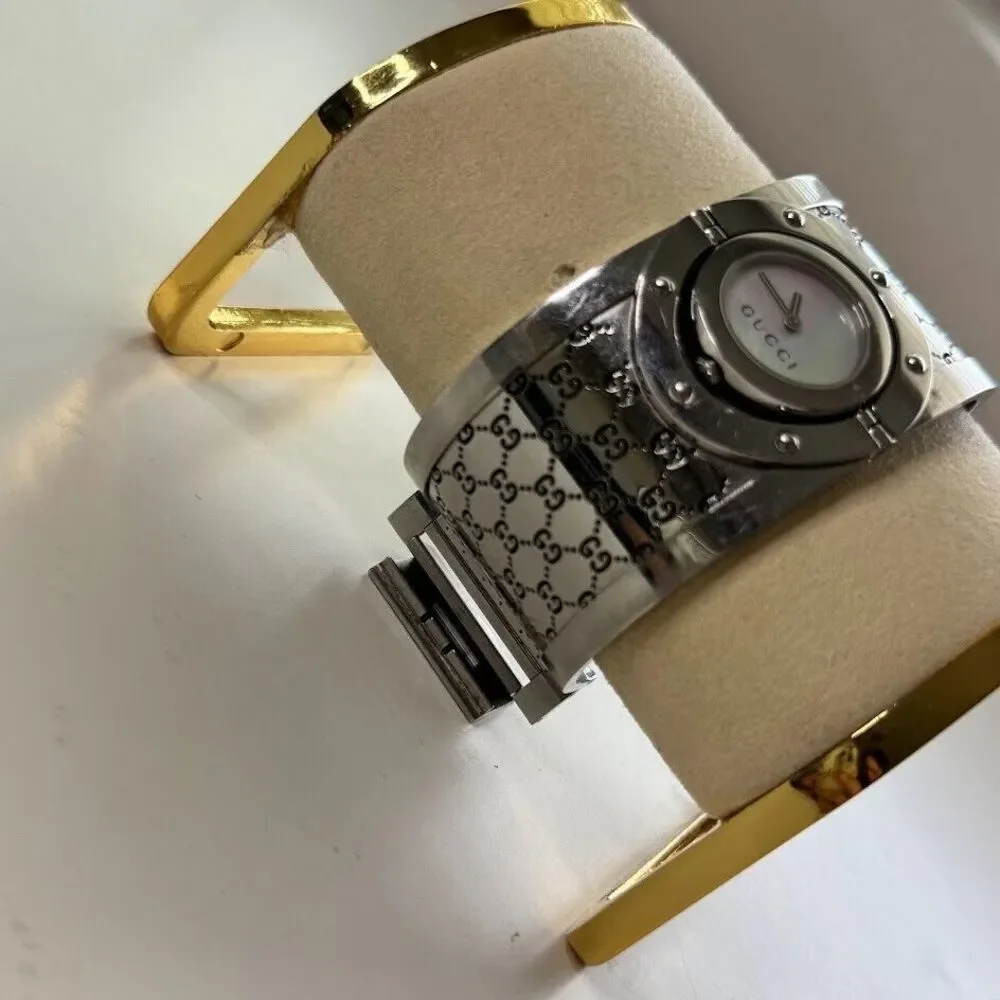 Gucci Wide Twirl Watch Bangle Silver Emboss Logo Swiss Made Mother Of Pearl 90s